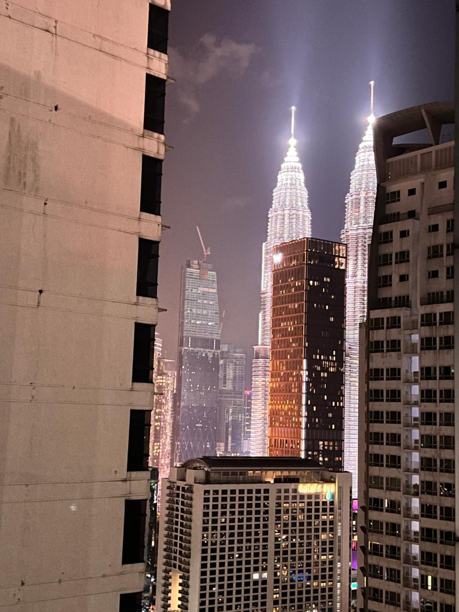 Mercu Summer Suites Klcc By Tasrifa Κουάλα Λουμπούρ Εξωτερικό φωτογραφία